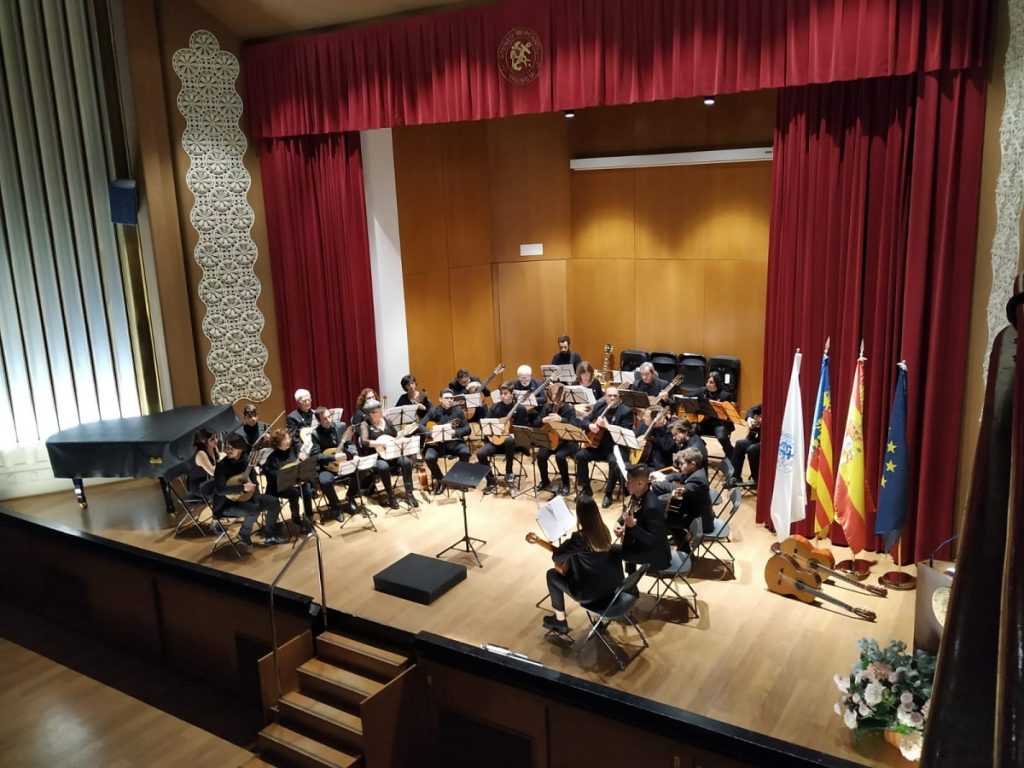 XIX FESTIVAL de la Federación de Orquestas de Pulso y Púa de la Comunidad Valenciana